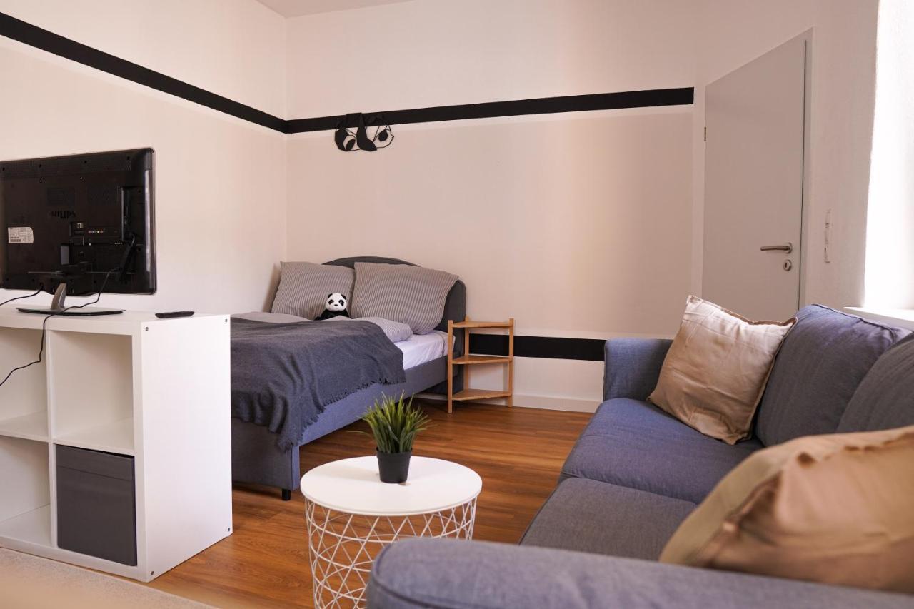 Fullhouse - Halle - T28 - Panda Apartment Exteriör bild